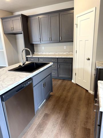 944 ENCLAVE COURT, De Pere, WI 54115