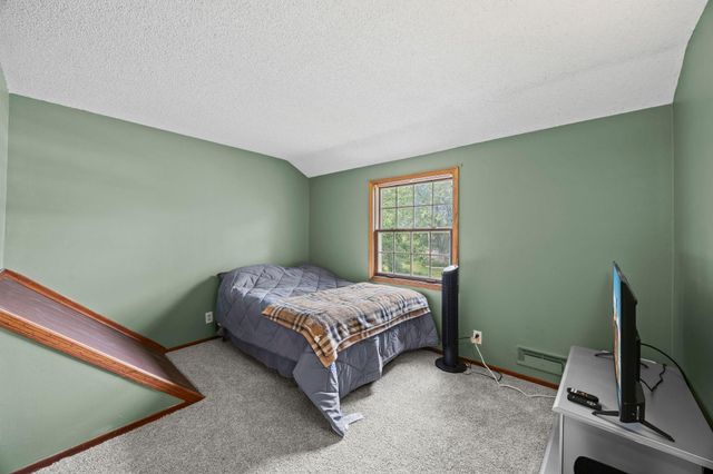 11849 Wren Street NW, Coon Rapids, MN 55433