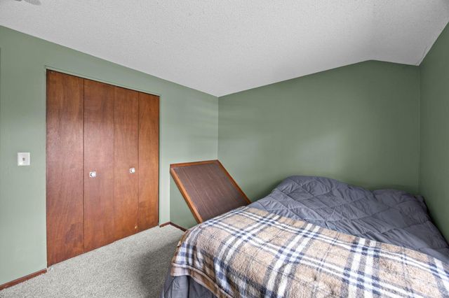 11849 Wren Street NW, Coon Rapids, MN 55433