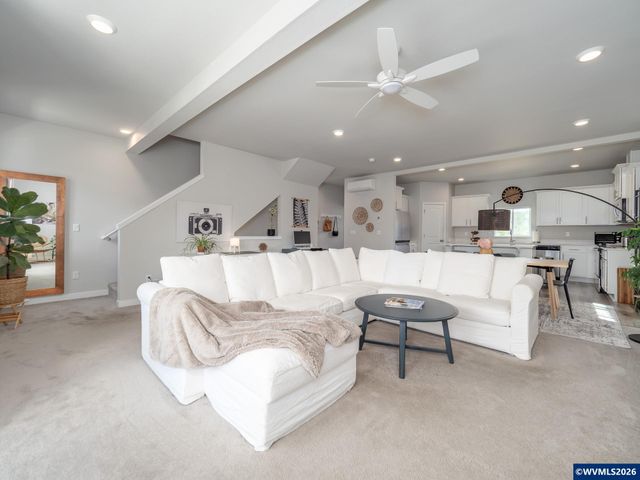 1458 N Siltstone Av, Newberg, OR 97132
