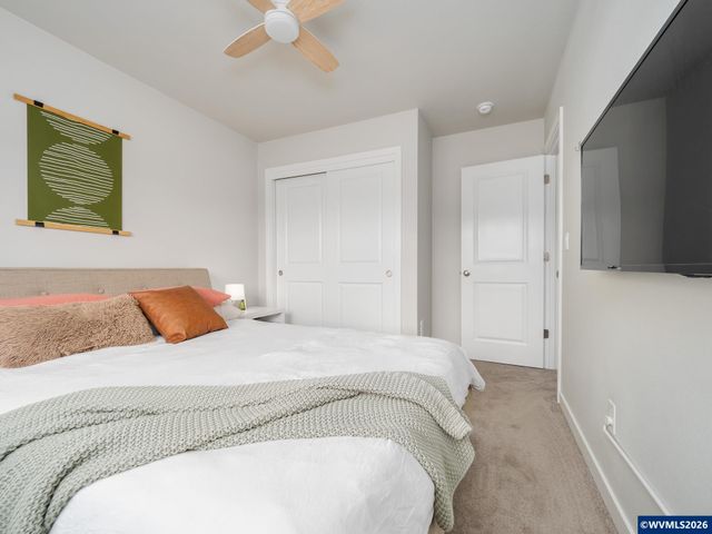 1458 N Siltstone Av, Newberg, OR 97132