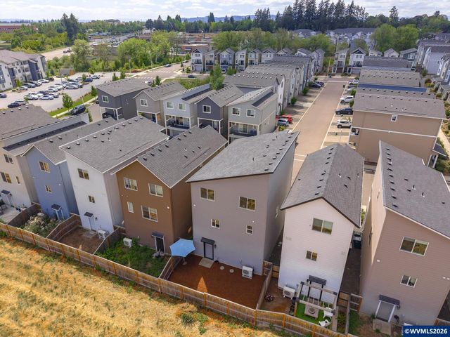 1458 N Siltstone Av, Newberg, OR 97132