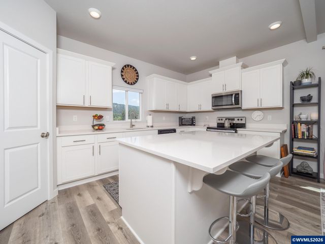 1458 N Siltstone Av, Newberg, OR 97132