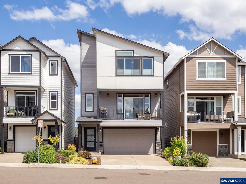 1458 N Siltstone Av, Newberg, OR 97132