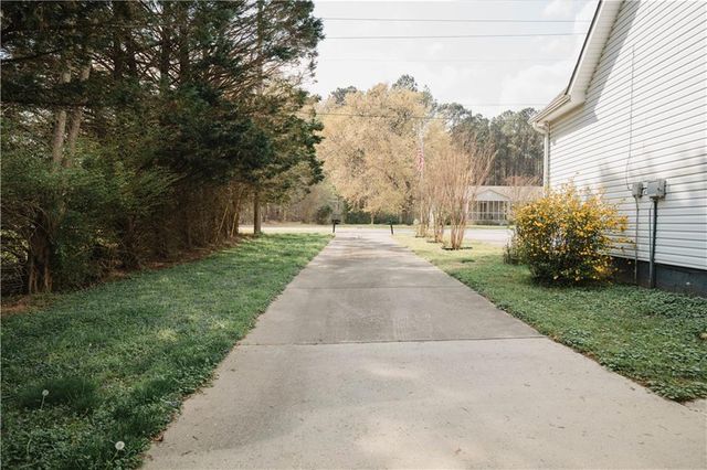 609 POOL Road, Hiram, GA 30141