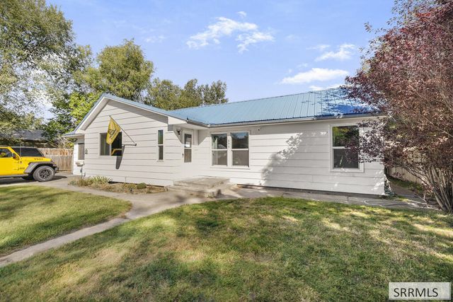 375 E 18th Street, Idaho Falls, ID 83404