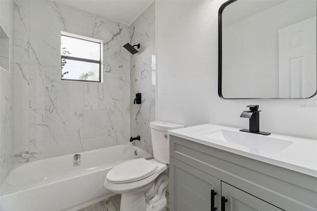 682 DE GROODT ROAD SW, Palm Bay, FL 32908