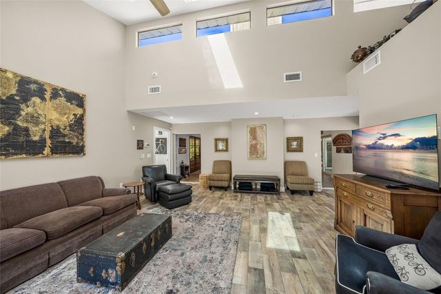 6851 SHETLAND WAY, Sarasota, FL 34241