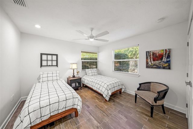 6851 SHETLAND WAY, Sarasota, FL 34241