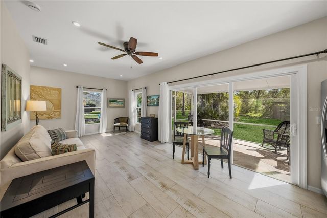 6851 SHETLAND WAY, Sarasota, FL 34241