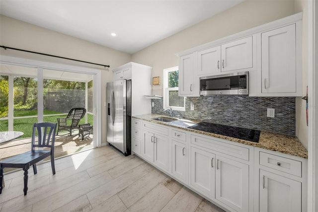 6851 SHETLAND WAY, Sarasota, FL 34241