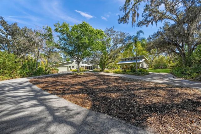 6851 SHETLAND WAY, Sarasota, FL 34241