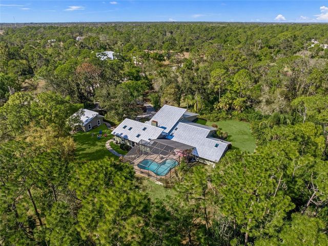 6851 SHETLAND WAY, Sarasota, FL 34241