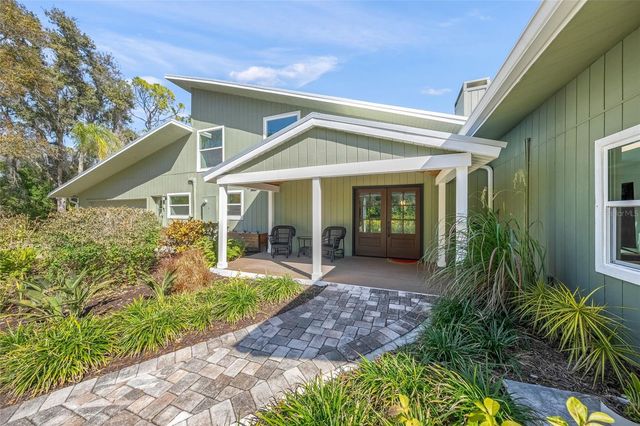 6851 SHETLAND WAY, Sarasota, FL 34241
