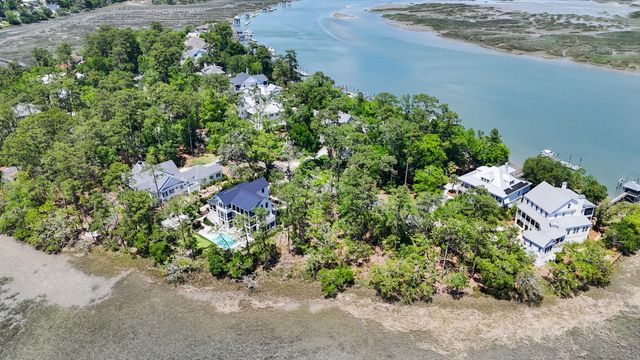 6 Anchorage Way, Beaufort, SC 29902