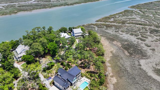 6 Anchorage Way, Beaufort, SC 29902