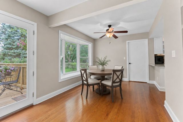 1305 Dancer Court, Libertyville, IL 60048