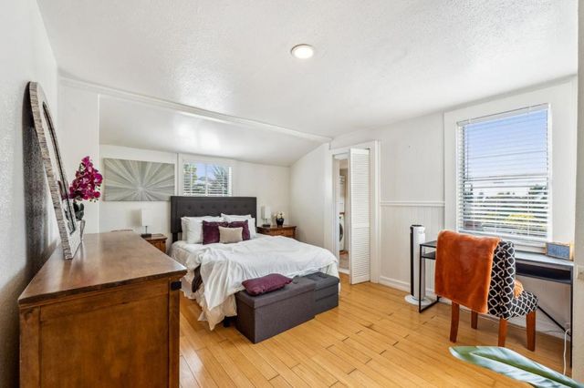 24432445 24th Avenue, Oakland, CA 94601
