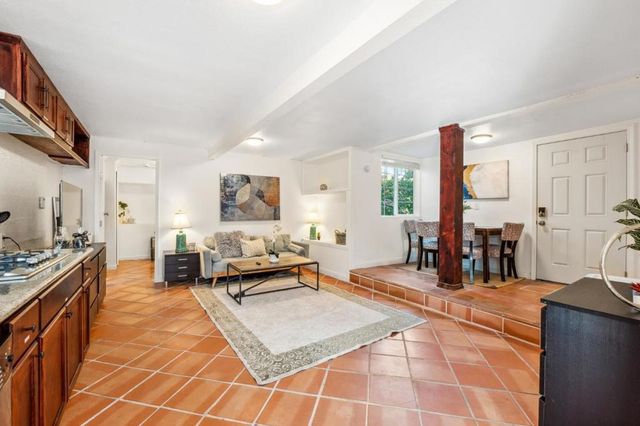 24432445 24th Avenue, Oakland, CA 94601