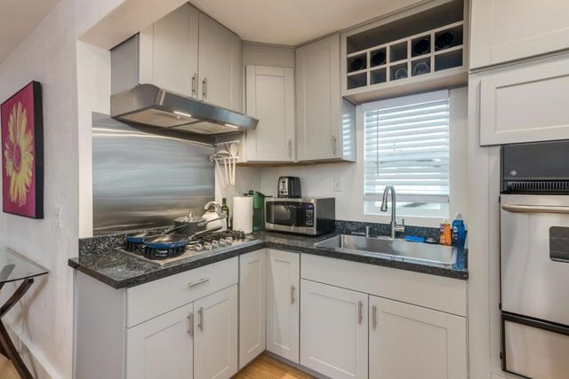 24432445 24th Avenue, Oakland, CA 94601