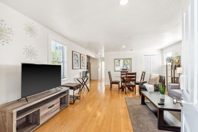 24432445 24th Avenue, Oakland, CA 94601