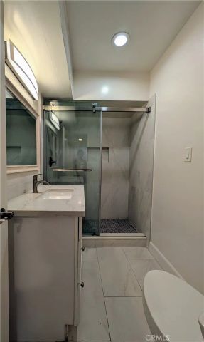 1300 Midvale Avenue 211, Los Angeles, CA 90024