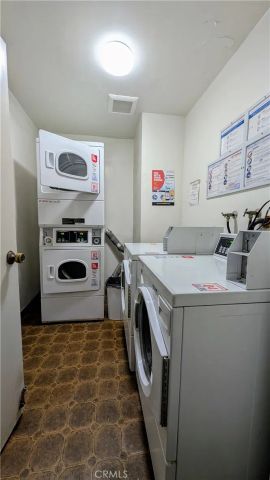 1300 Midvale Avenue 211, Los Angeles, CA 90024