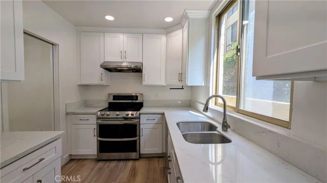 1300 Midvale Avenue 211, Los Angeles, CA 90024
