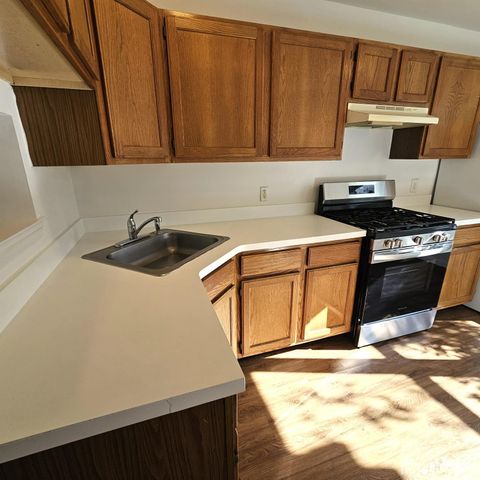 203 Danser Drive, Cranbury, NJ 08512