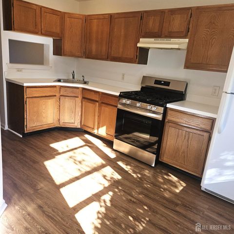 203 Danser Drive, Cranbury, NJ 08512