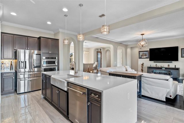 16743 BROADWATER AVENUE, Winter Garden, FL 34787