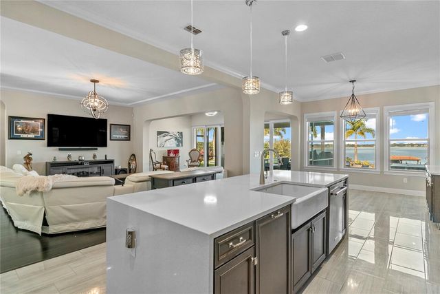 16743 BROADWATER AVENUE, Winter Garden, FL 34787