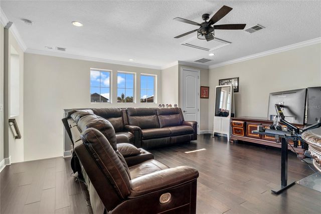 16743 BROADWATER AVENUE, Winter Garden, FL 34787