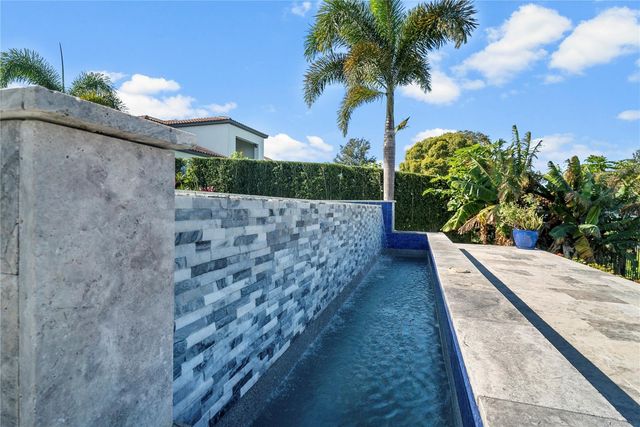 16743 BROADWATER AVENUE, Winter Garden, FL 34787