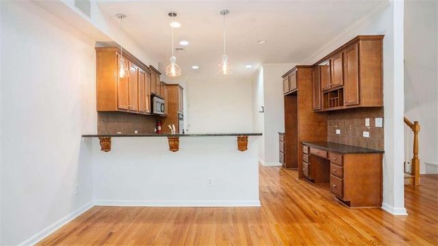 6371 Queens Court Trace 16, Mableton, GA 30126