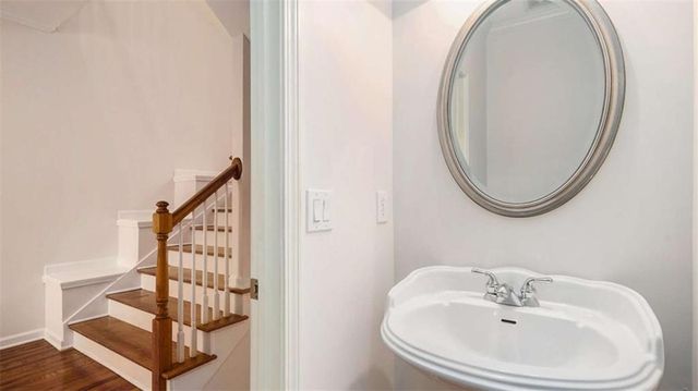 6371 Queens Court Trace 16, Mableton, GA 30126