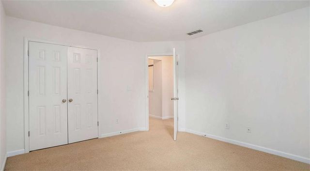 6371 Queens Court Trace 16, Mableton, GA 30126