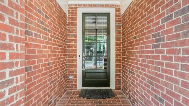 6371 Queens Court Trace 16, Mableton, GA 30126