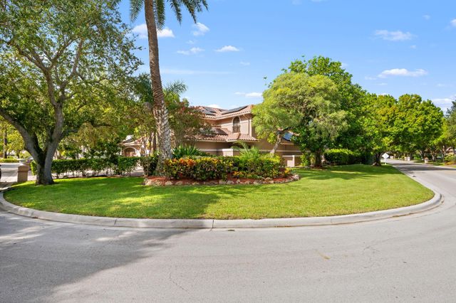 1935 Las Colinas Way, Coral Springs, FL 33071