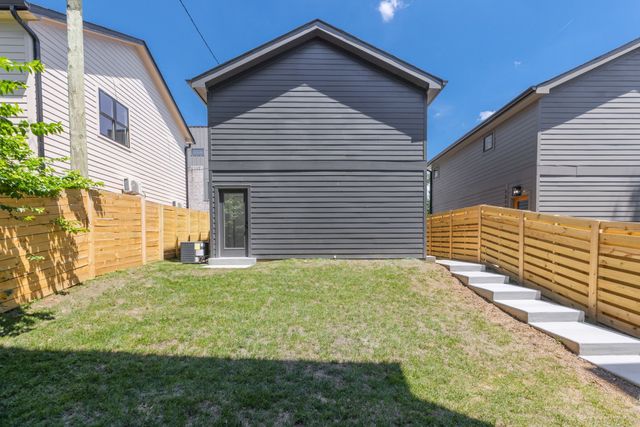 1215 Montgomery Ave, Nashville, TN 37207