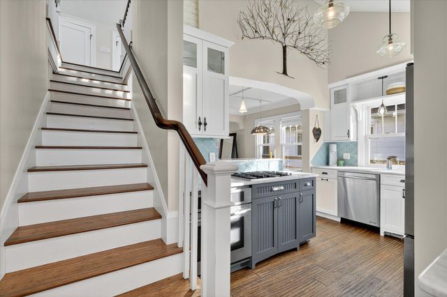 4320 43rd Avenue S, Minneapolis, MN 55406