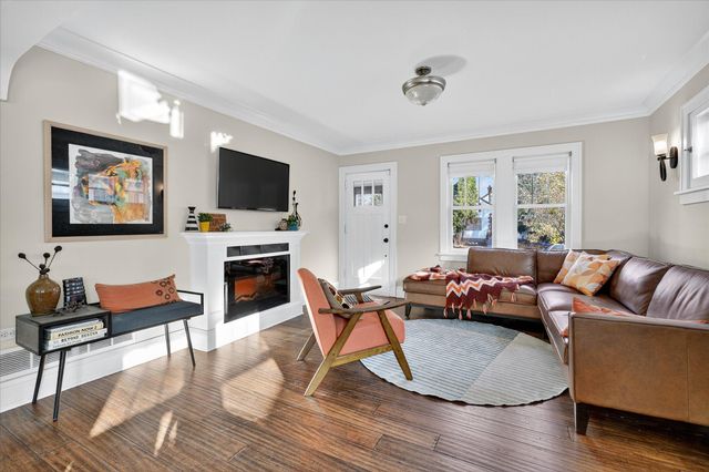 4320 43rd Avenue S, Minneapolis, MN 55406