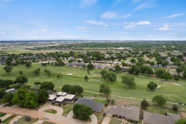 12716 Saint Andrews Drive, Oklahoma City, OK 73120