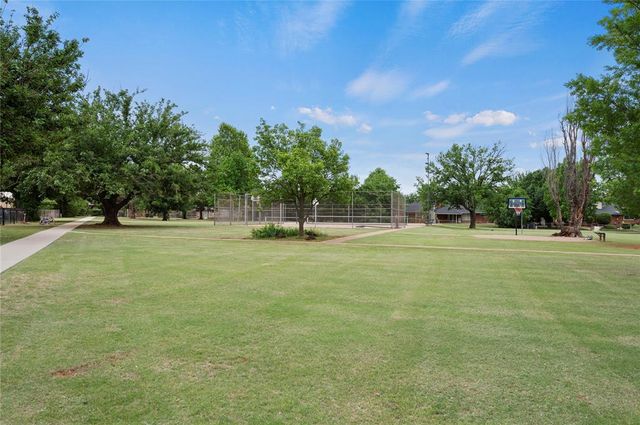 12716 Saint Andrews Drive, Oklahoma City, OK 73120