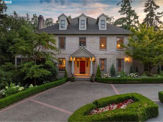 18004 EASTRIDGE Ln, Lake Oswego, OR 97034