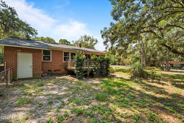 25 Miller Drive, Beaufort, SC 29907