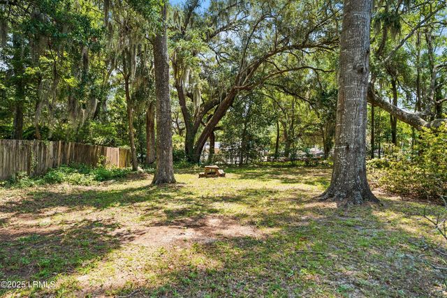 25 Miller Drive, Beaufort, SC 29907