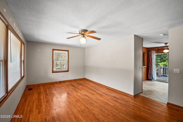 25 Miller Drive, Beaufort, SC 29907