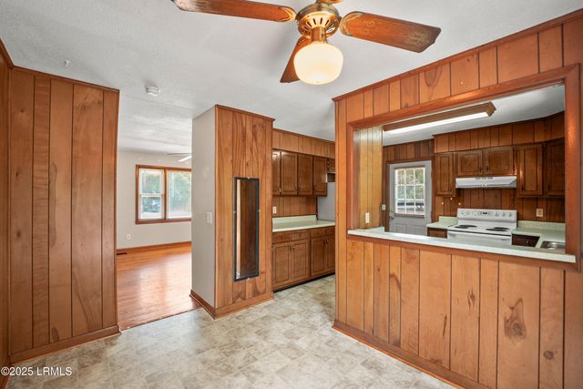 25 Miller Drive, Beaufort, SC 29907