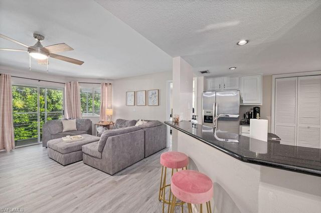 3180 Seasons WAY 915, Estero, FL 33928